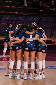 曼联计划打破转会纪录，签下埃利奥特·安德森和马特塔，争夺关键球员。