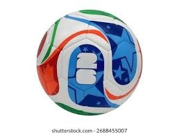 我懂用户晒视频：疑似泰山球迷看亚冠试图进入国安看台未果