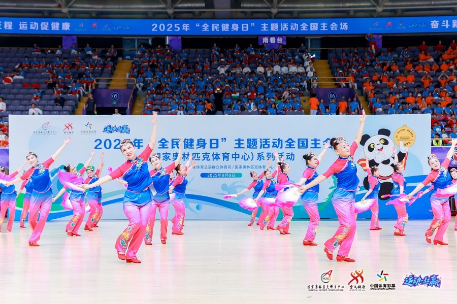 昆萨：在药厂效力获得国家队征召很正常，希望在主场拿下纽卡